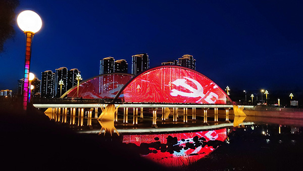 1742969955131490.jpg 玛多桥梁亮化.jpg