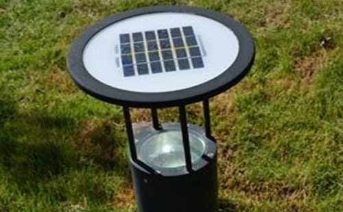 别墅庭院氛围营造:玛多草坪灯选型与布光技巧 别墅庭院氛围营造:玛多草坪灯选型与布光技巧